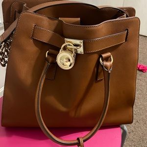 Michael kors Hamilton bag good condition